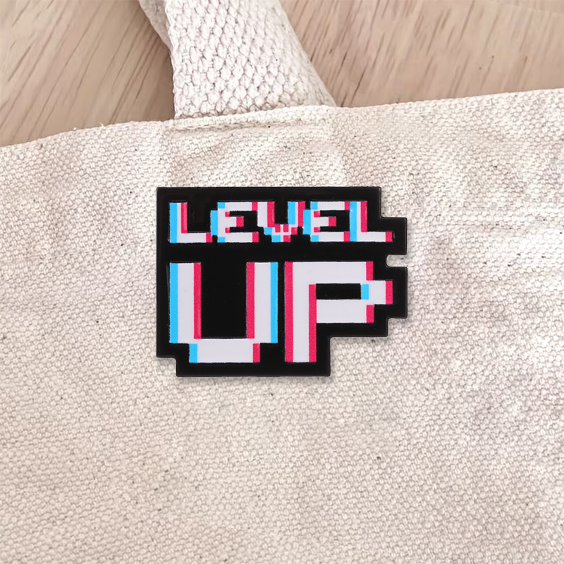 Badge en émail effet glitch pi - Retro Gaming Achievements avis et prix